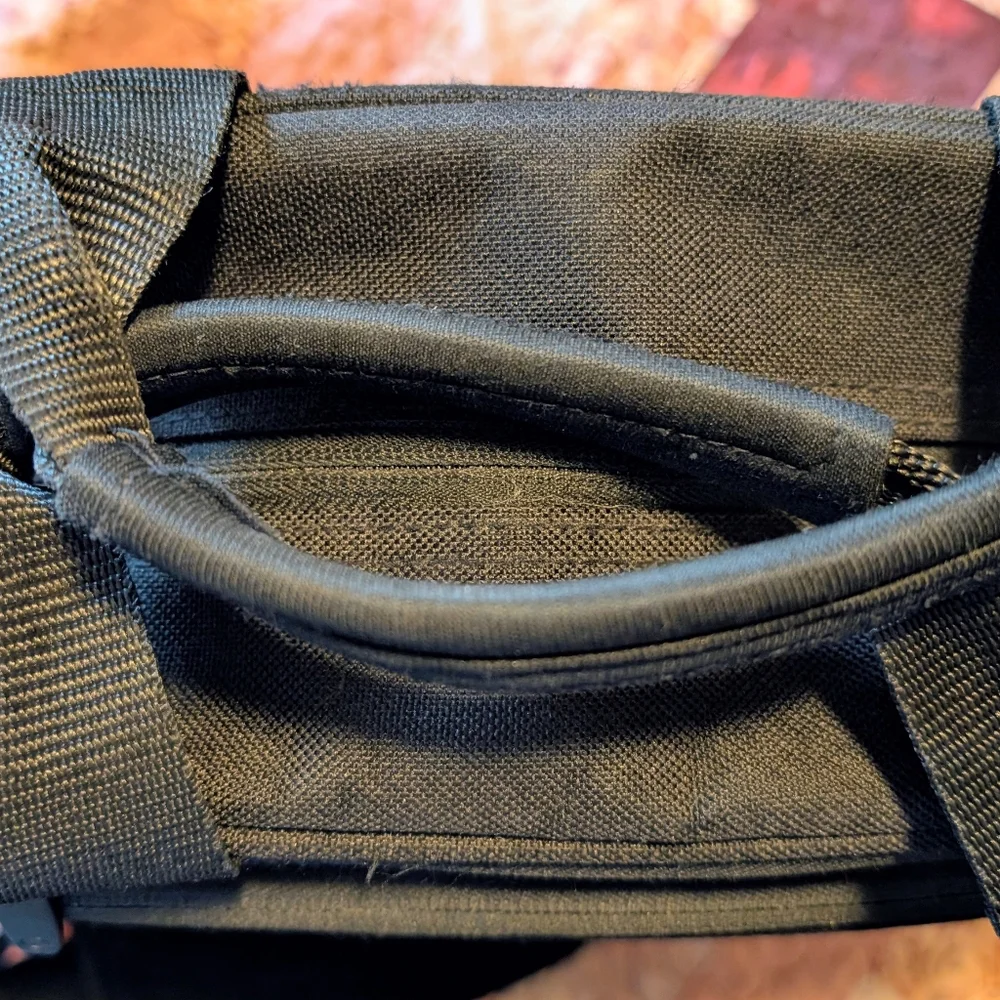 Neotec Black Laptop Bag With Shoulder Strap